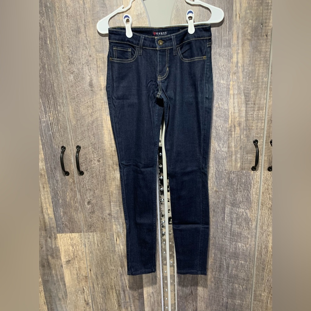 Guess Jeans Power Skinny Size 26 regular. Excellent Dark wash.